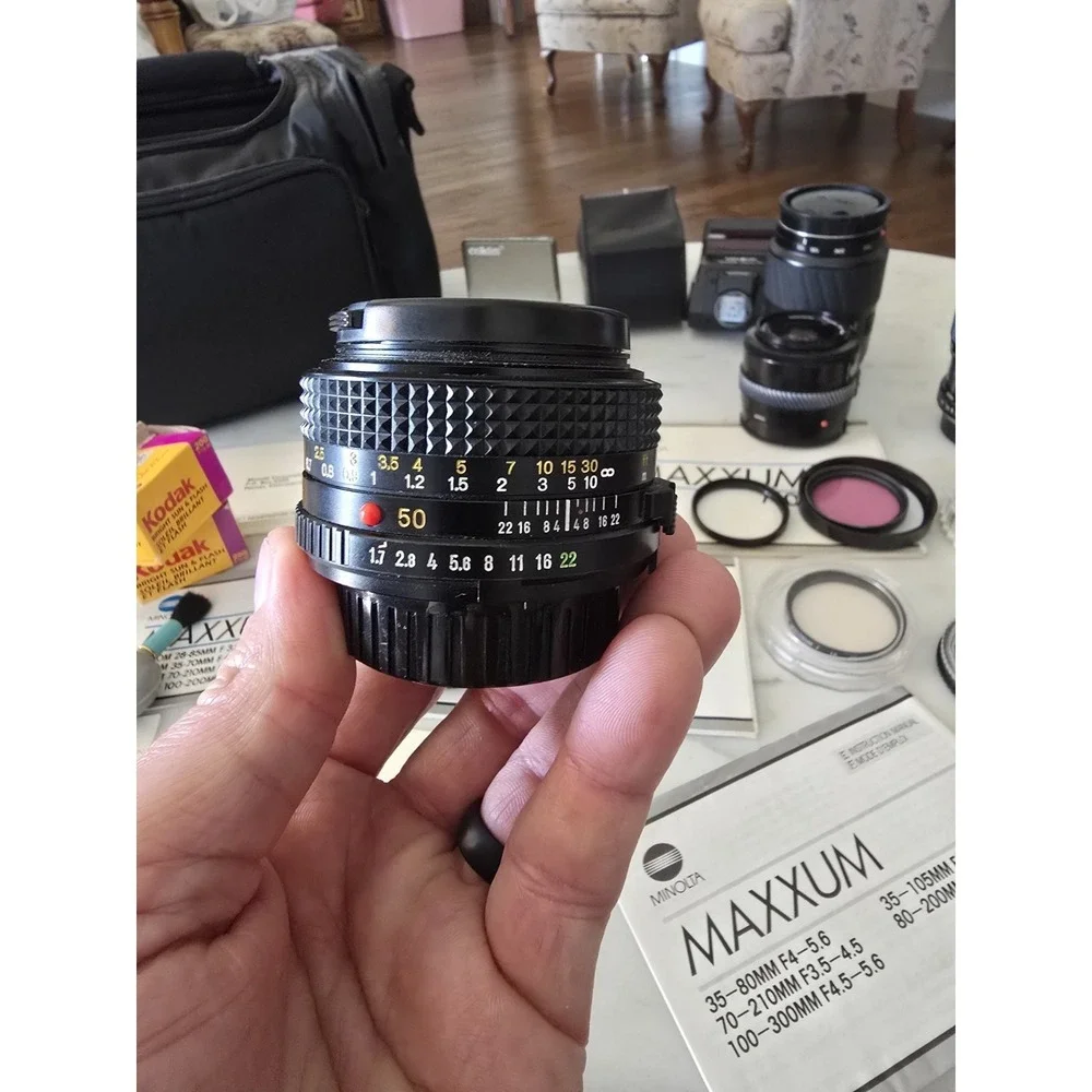 Minolta Maxxum 7000 35mm Film Camera Bundle, ‎ 4 Lenses, Flash, Filters, Manuals